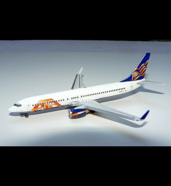 Gemini ATA Boeing 737-800 Diecast