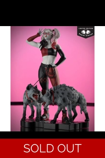 Harley Quinn Red, White & Black W/Hyenas 1/10 Re..