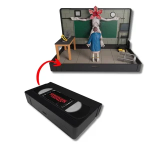 VHS Stars Stranger Things Eleven vs Demogorgon Diorama Set
