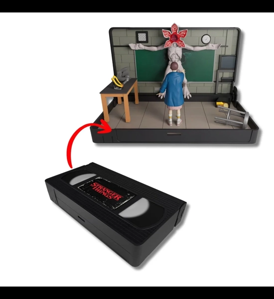 VHS Stars Stranger Things Eleven vs Demogorgon Diorama Set