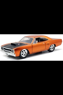 Furious 7 Dom's Plymouth Road Runner Diecast