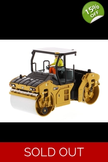CAT CB-13 Tandem Vibratory Roller