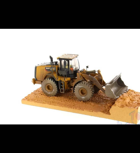 Caterpillar (CAT) 966M Wheel Loader Weathering Series 1/50 Diecast