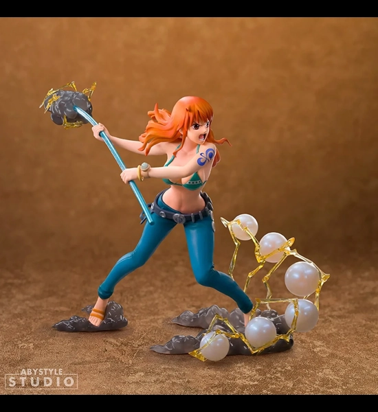 One Piece Nami Figurine
