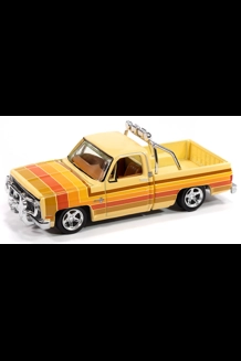 A.W. 1981 Chevy Silverado Fleetside Lowered 1/64..