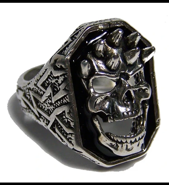 Smiling Skull W/Spikes Ring