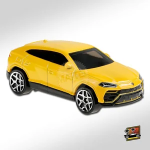 Hot Wheels '17 Lamborghini Urus Exotics