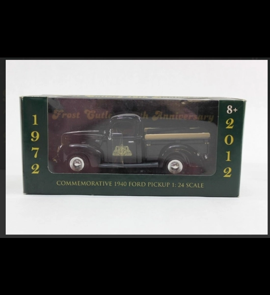 1940 Ford Pickup 1:24 Scale Die Cast