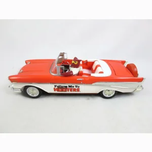 Hooters 1957 Chevy Bel Air Convertible 1:24 Scale