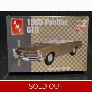 AMT - 1965 Pontiac GTO Model Kit
