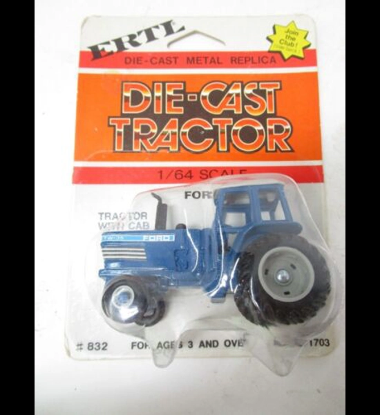 ERTL Vintage Ford Tractor 1:64 Diecast
