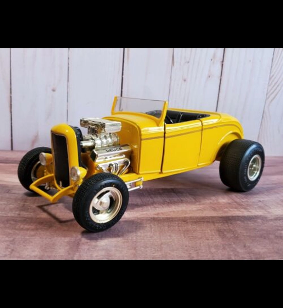 American Muscle 1932 Ford Street Rod 1:18 Scale