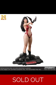 Vampirella 1/8 Scale Model Kit