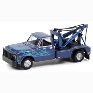 G.L. '69 Chevy C-30 Dually Wrecker