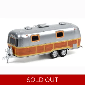G.L. '72 Airstream Double Axle Land Yacht