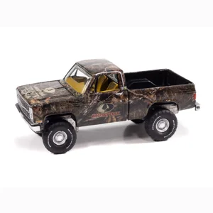 Auto World 1983 Chevy Silverado Mossy Oak 1/64 Diecast