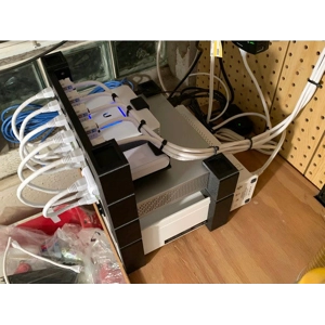 Ubiquiti Mini Rack