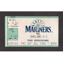 Ken Griffey Jr HR #130 ..