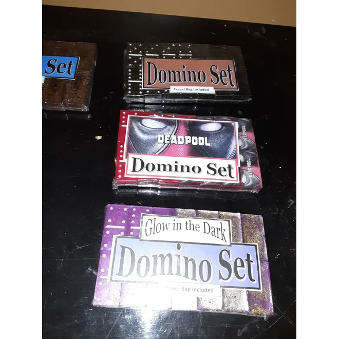 Additional Image for Dominoes with Matching Box