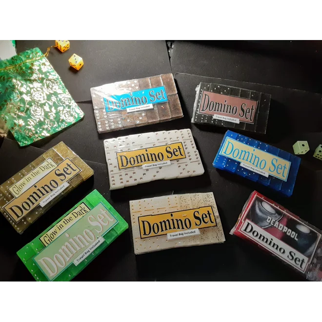 Additional Image for Dominoes with Matching Box