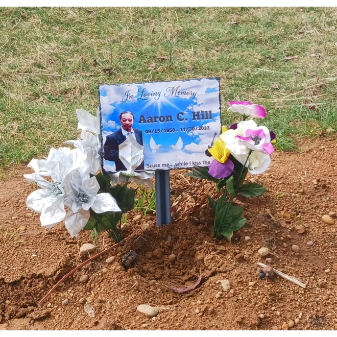Additional Image for Memorial Grave Marker with Stake