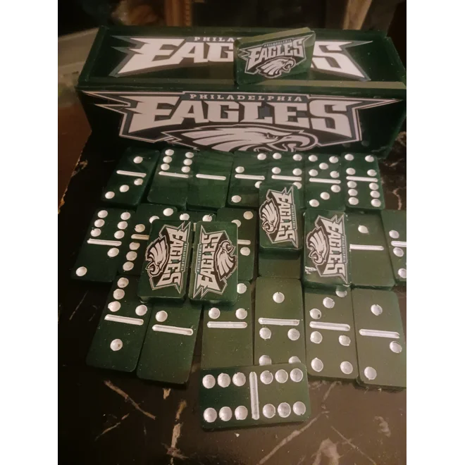 Additional Image for Dominoes with Matching Box