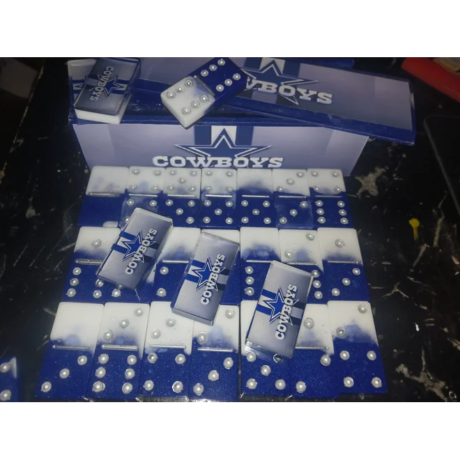 Additional Image for Dominoes with Matching Box