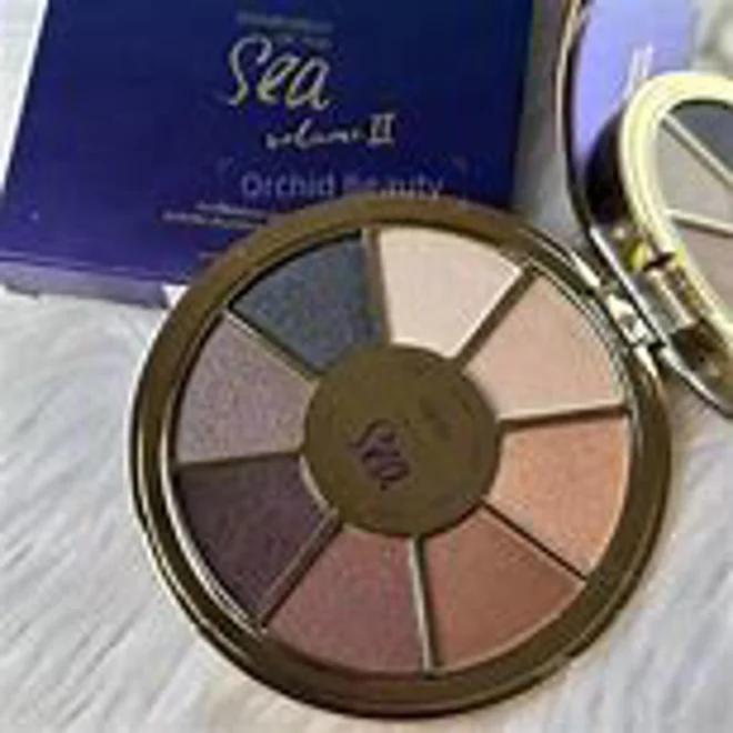 Additional Image for Luxury Makeup Sale