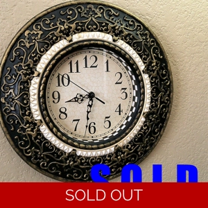 Black and Gold Elegant Checks Clock