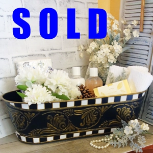 Large Courtly Guest Towel Caddy Checked Decor Planter Organizer