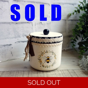 Honey Bee Honey Pot Decor