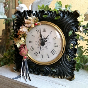 Vintage Rose Mantle Clock