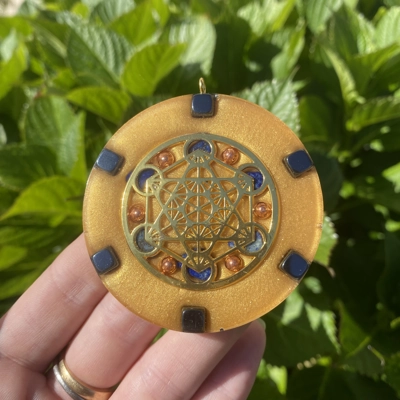 1 Gold Hematite Me..