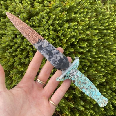 1 Therapist Orgoni..