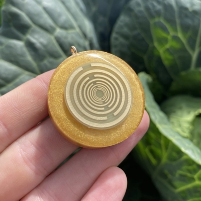 1 Superpowered Gol..