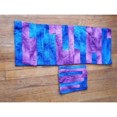 Feather Fabric Tablerunner and Mat set