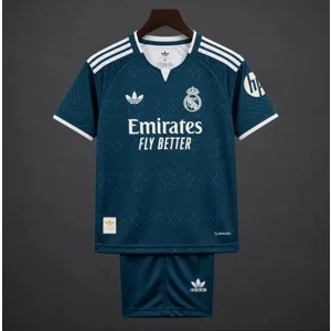Real Madrid away kids