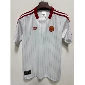 Manchester United adidas style