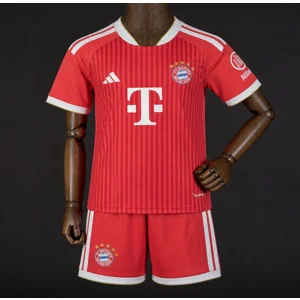Bayern Munich home kids