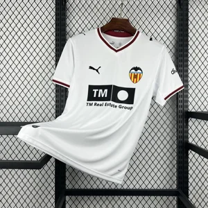Valencia home adults