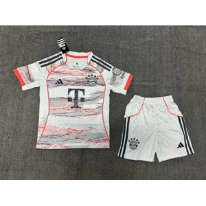 Bayern Munich away kids Bayern Munich away kids