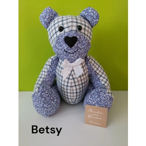 Betsy Bear - Sample
