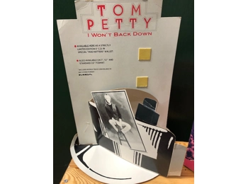 Tom Petty ‎– I Won't Back Down - MEGA RARE UK 3D Counter Top Display c/w Limited Edition 3 Track CD Single In Embossed "Mad Hatters" Sleeve