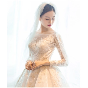 French Handmade Floral Retro Long Trailing Hepburn Bridal Empire Gown