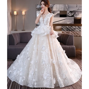 Summer Luxury Lace Princess Trailing Empire Wedding Gown