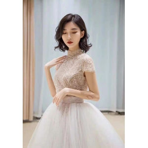 Retro short-sleeved dreamy A-Line Wedding Dress.