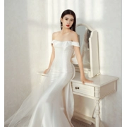 Spring / Summer Elegant Satin Bow Sheath wedding dress