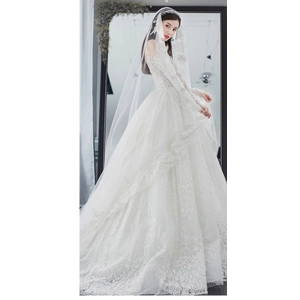 Handmade Floral Princess Trailing Long-Sleeved Wedding Dress.