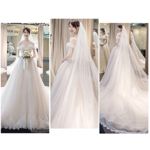 Elegant Lace Off-Shoulder A-Line Wedding Dress