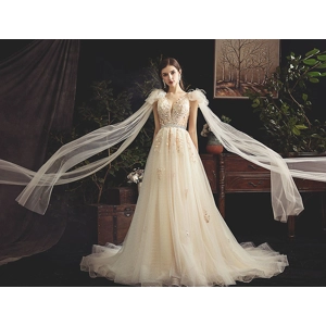 French Princess Dream Trailing Fairy sleeve sheath wedding dress